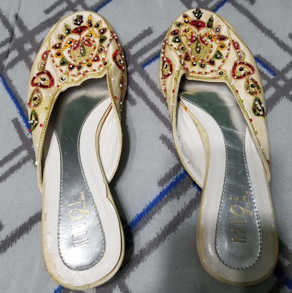 Rouge beaded open back shoes